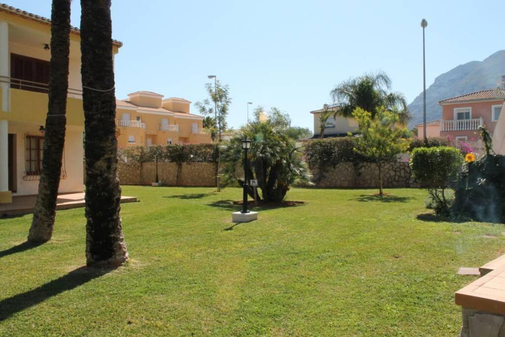 El Cau Del Montgo